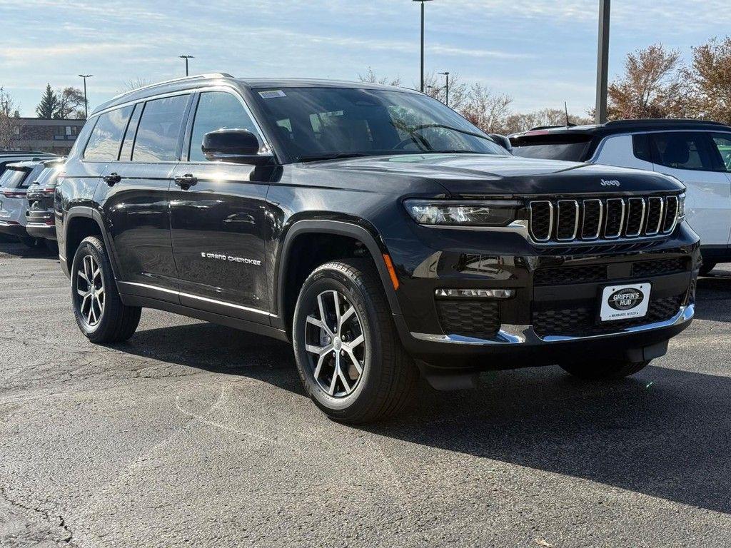 new 2025 Jeep Grand Cherokee L car, priced at $46,992