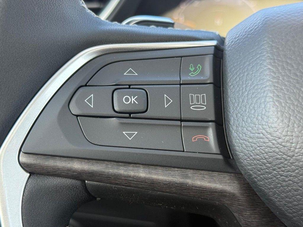 new 2025 Jeep Grand Cherokee L car, priced at $46,992