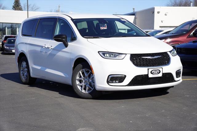 new 2024 Chrysler Pacifica car, priced at $37,900