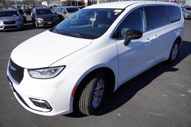 new 2024 Chrysler Pacifica car, priced at $37,900