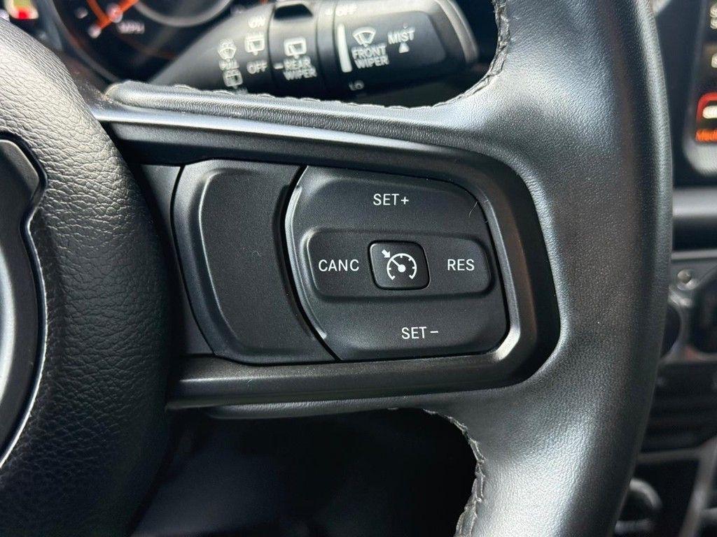 used 2022 Jeep Wrangler Unlimited car, priced at $33,807