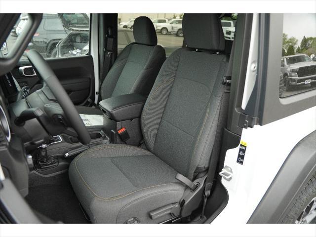 new 2025 Jeep Wrangler car, priced at $44,743