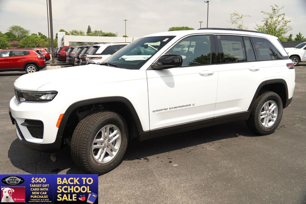new 2025 Jeep Grand Cherokee car, priced at $35,706