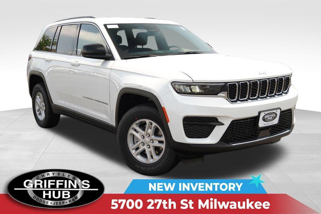 new 2025 Jeep Grand Cherokee car, priced at $35,706