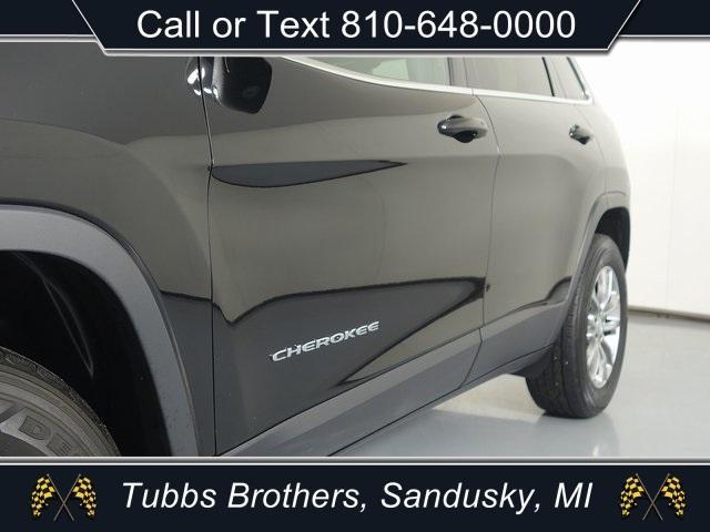 used 2021 Jeep Cherokee car, priced at $25,986