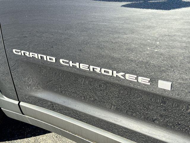 new 2024 Jeep Grand Cherokee car, priced at $44,295