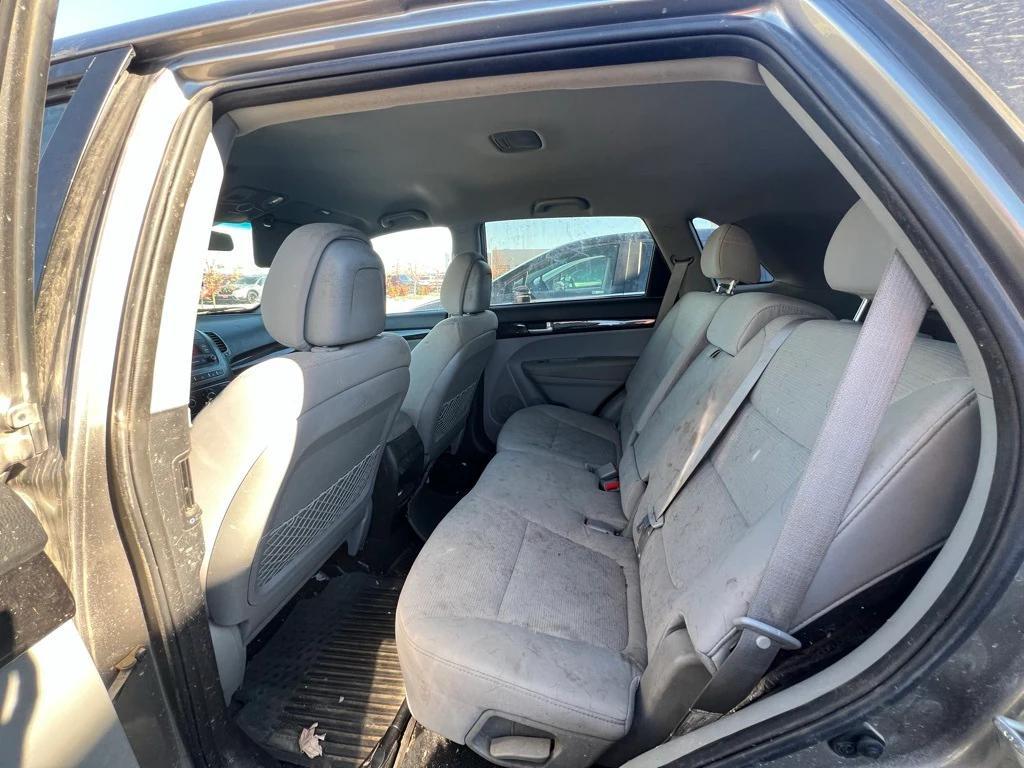 used 2015 Kia Sorento car, priced at $6,000