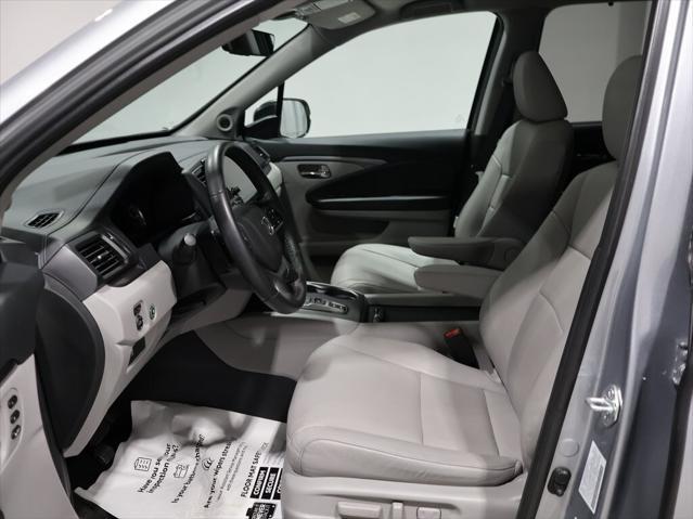 used 2022 Honda Pilot car, priced at $33,500