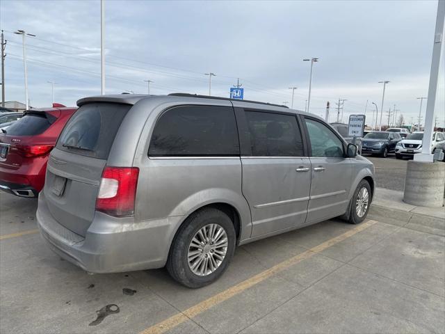 used 2015 Chrysler Town & Country car, priced at $5,820