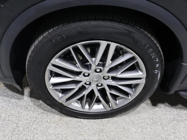 used 2023 Acura MDX car, priced at $46,500