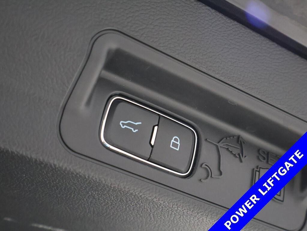 used 2023 Ford Explorer car, priced at $28,900
