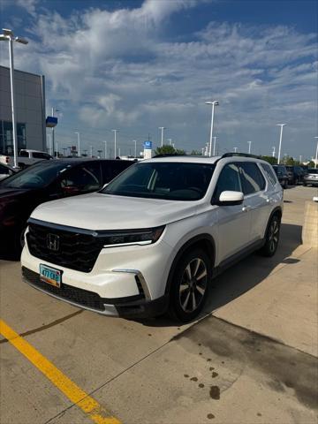 used 2023 Honda Pilot car, priced at $47,250