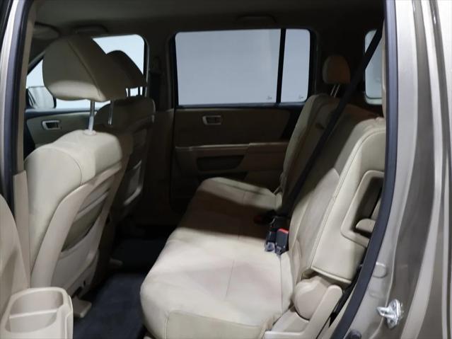 used 2010 Honda Pilot car, priced at $7,300