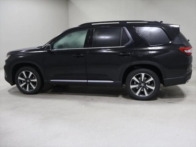 new 2025 Honda Pilot car, priced at $52,715