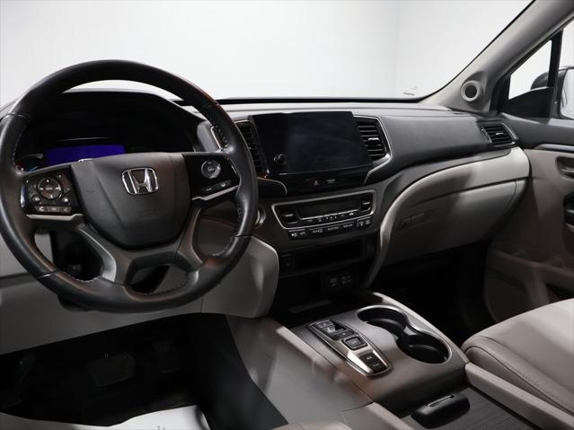 used 2022 Honda Pilot car, priced at $33,900