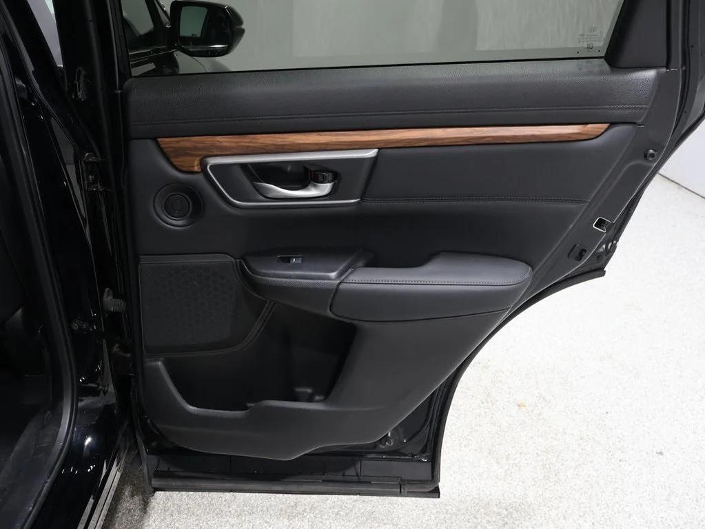 used 2021 Honda CR-V car, priced at $28,000