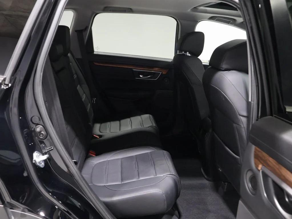 used 2021 Honda CR-V car, priced at $28,000