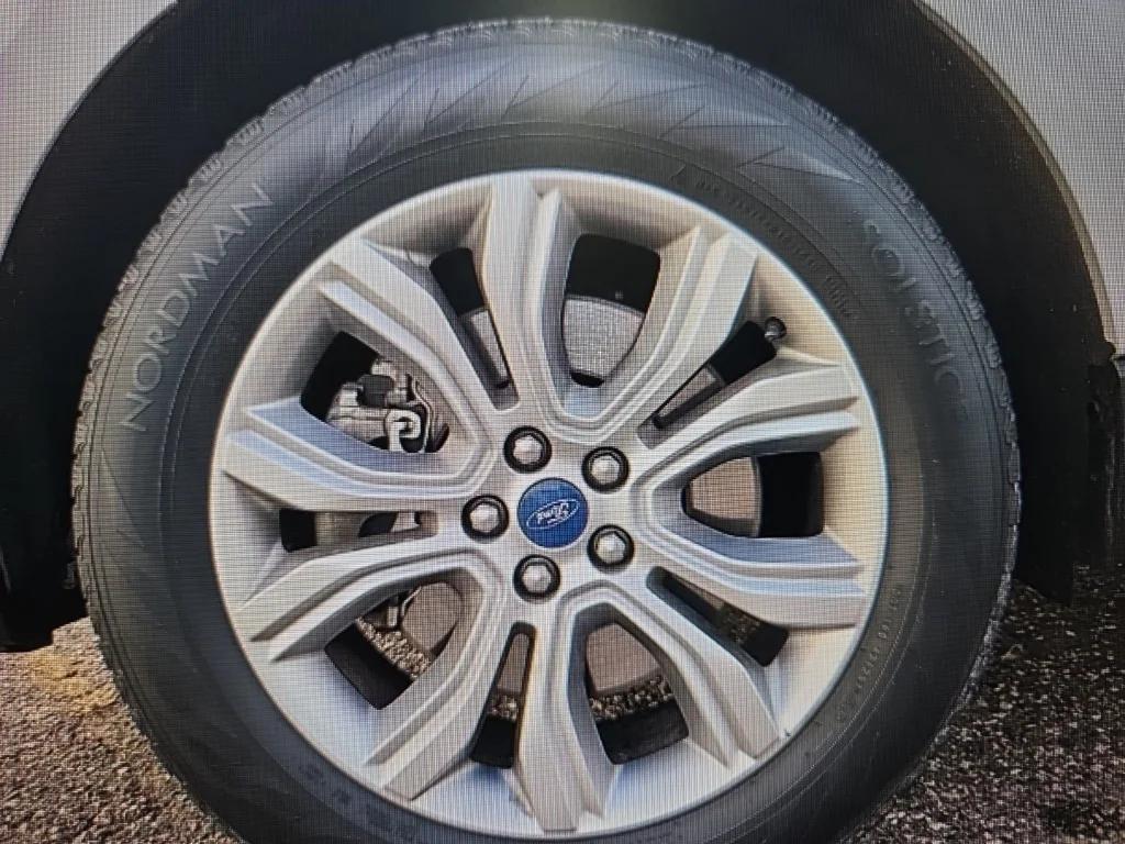 used 2019 Ford Edge car, priced at $16,000