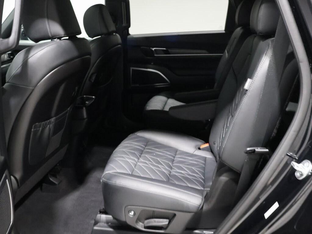 used 2024 Kia Telluride car, priced at $42,000