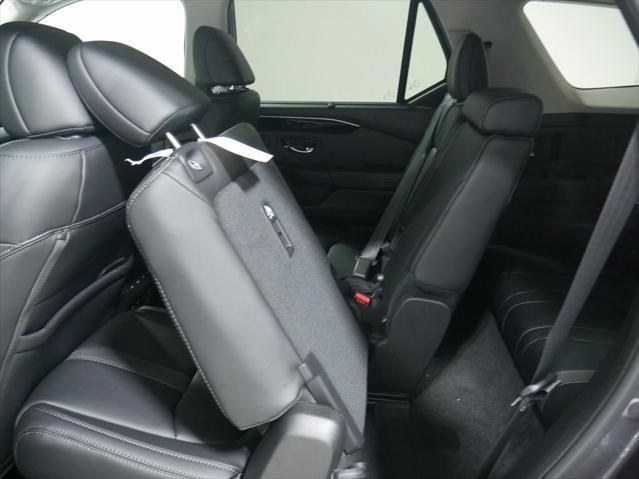new 2025 Honda Pilot car, priced at $48,530