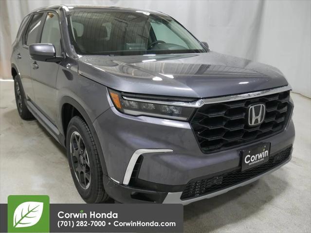 new 2025 Honda Pilot car, priced at $48,530
