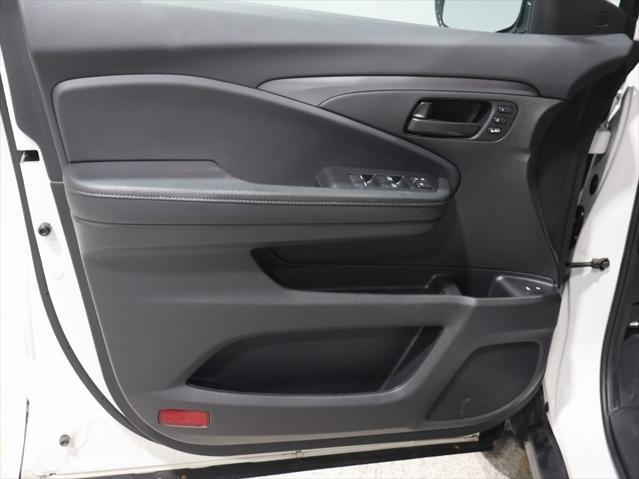 used 2022 Honda Passport car, priced at $32,600