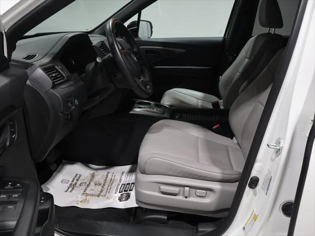 used 2022 Honda Passport car, priced at $32,600