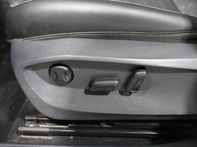 used 2022 Volkswagen Taos car, priced at $22,990