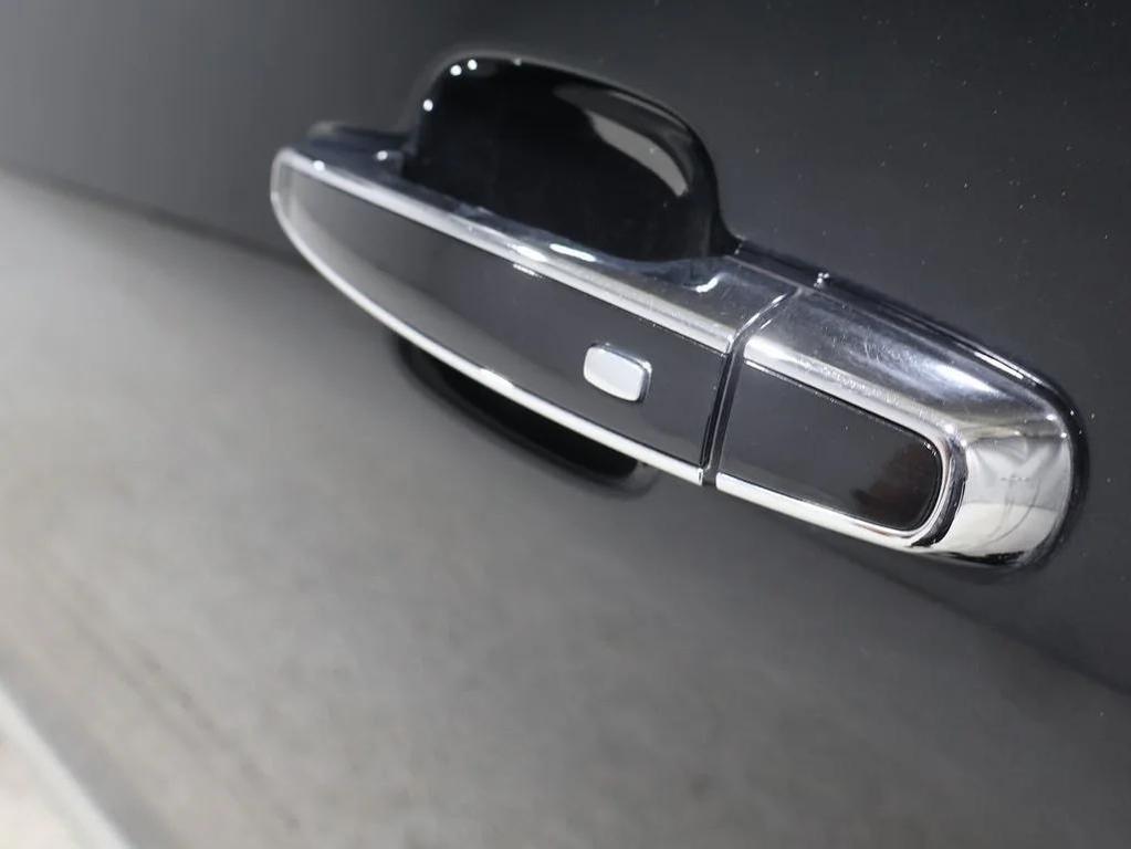 used 2022 GMC Acadia car, priced at $35,000