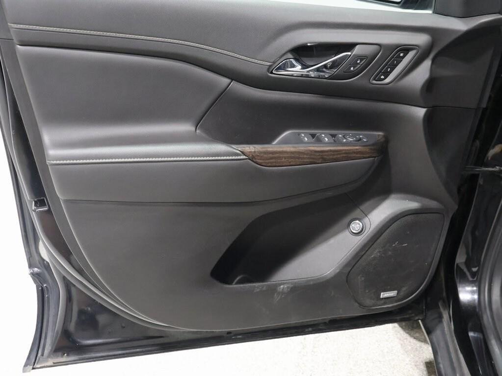 used 2022 GMC Acadia car, priced at $35,000