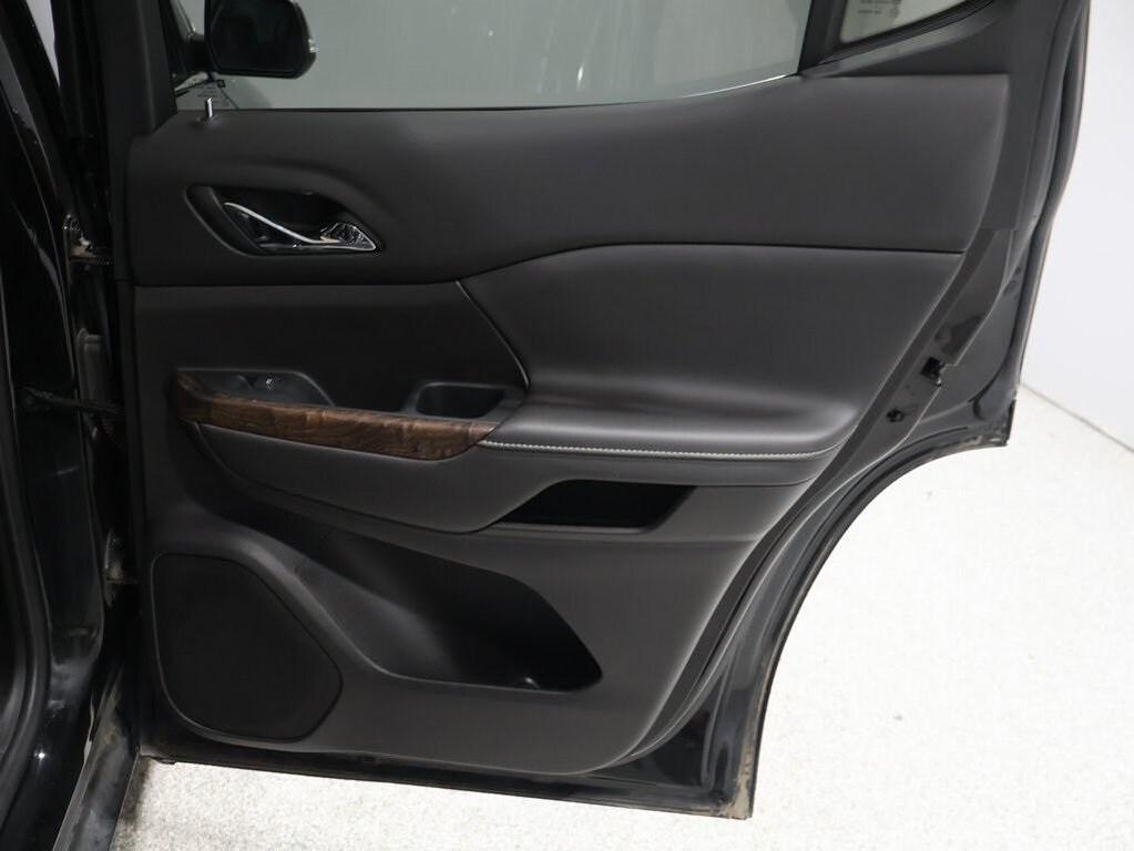 used 2022 GMC Acadia car, priced at $35,000