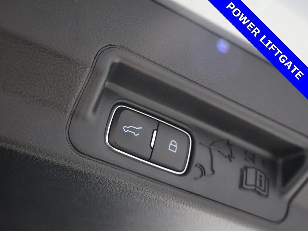 used 2022 Ford Explorer car, priced at $27,000