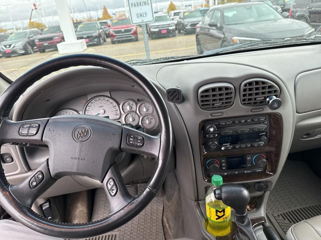 used 2004 Buick Rainier car, priced at $5,000