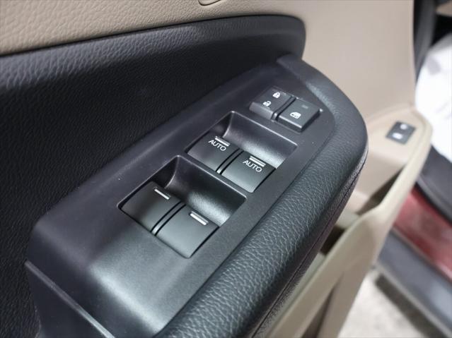 used 2018 Honda Pilot car, priced at $24,200