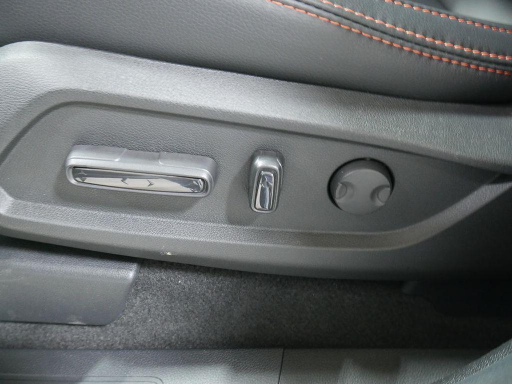 new 2025 Honda Pilot car, priced at $51,350