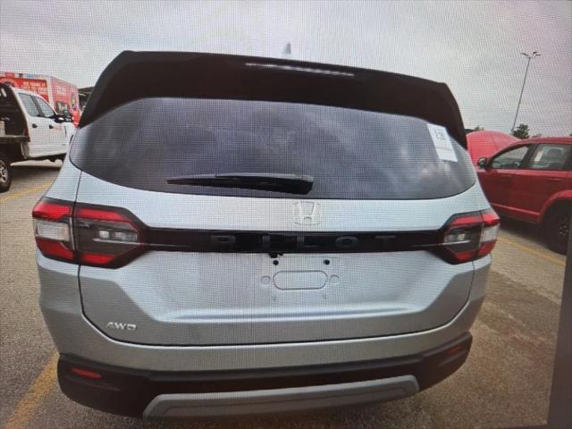 used 2025 Honda Pilot car, priced at $44,500