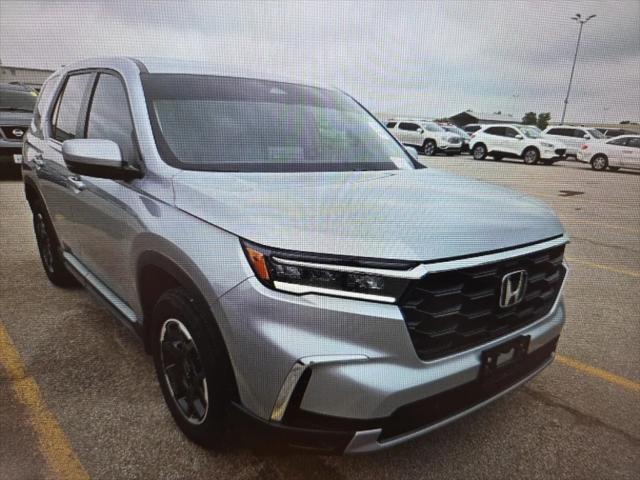 used 2025 Honda Pilot car, priced at $44,500