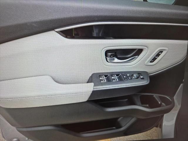 used 2025 Honda Pilot car, priced at $44,500
