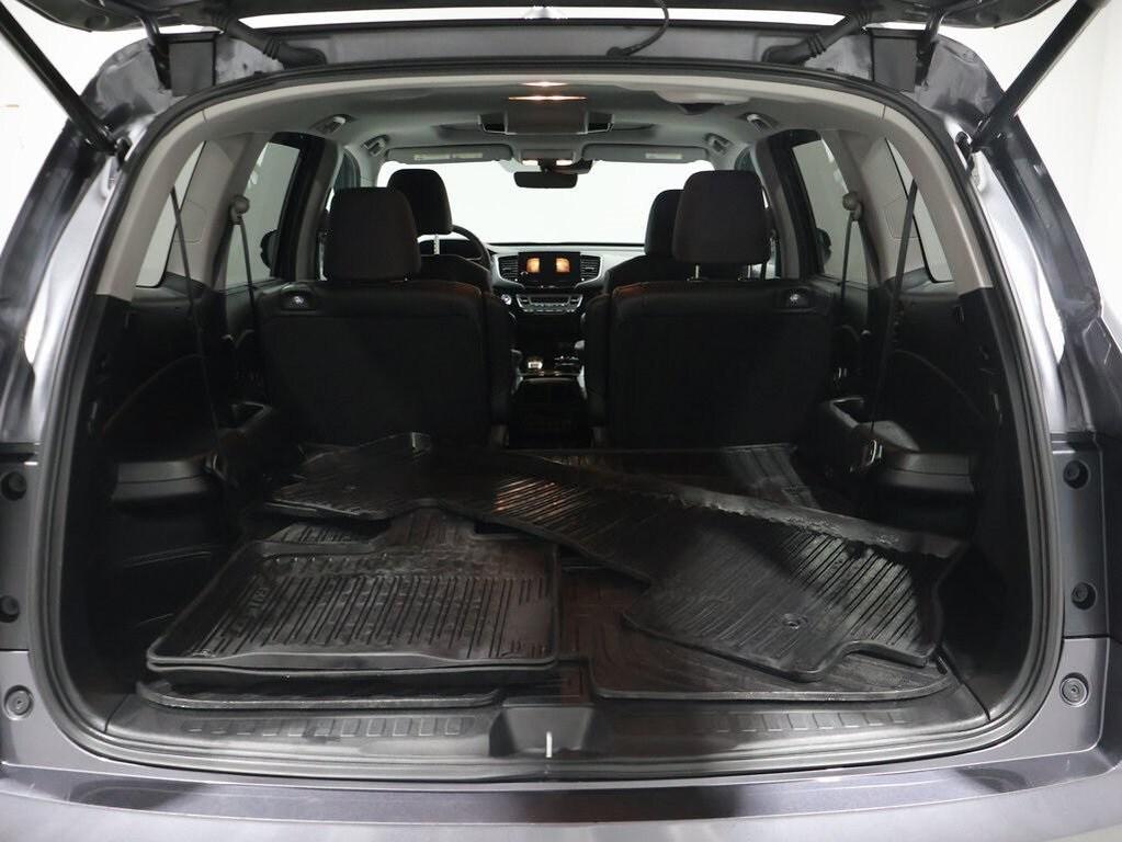 used 2022 Honda Pilot car, priced at $35,000