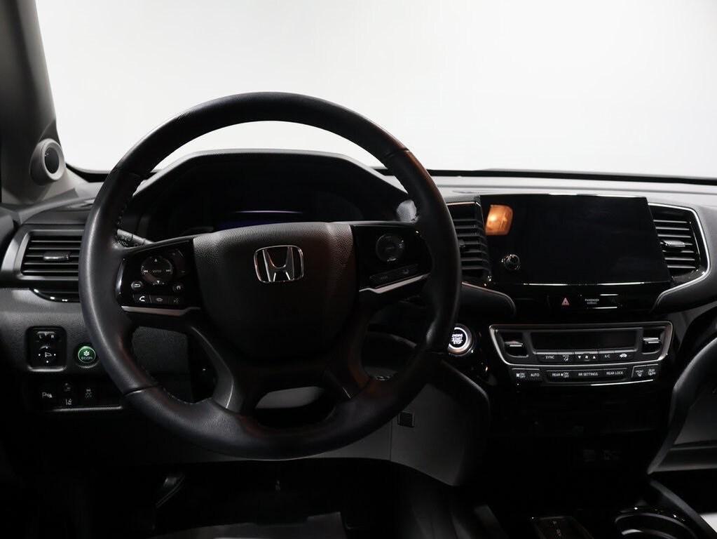 used 2022 Honda Pilot car, priced at $35,000