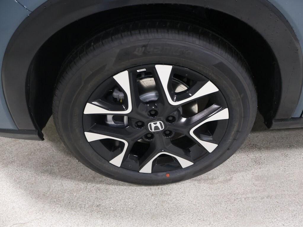 new 2026 Honda HR-V car, priced at $33,455