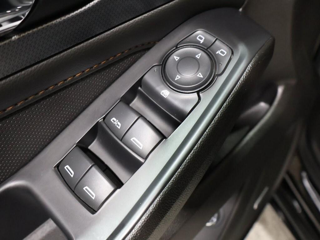 used 2021 Chevrolet Traverse car, priced at $26,900