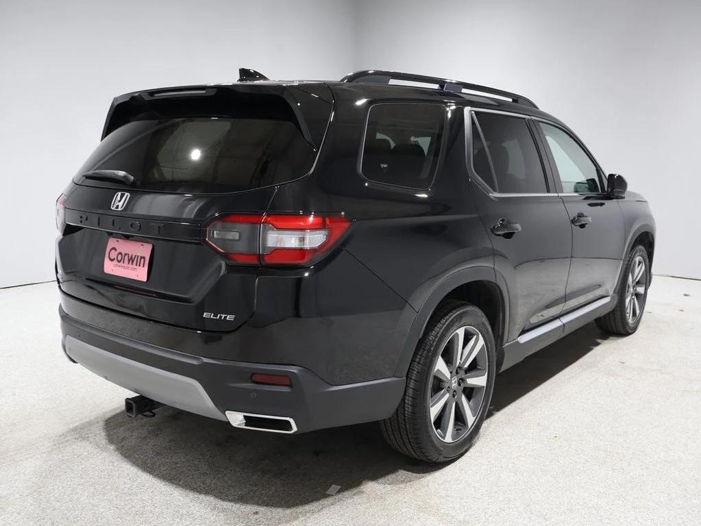 used 2025 Honda Pilot car, priced at $48,900