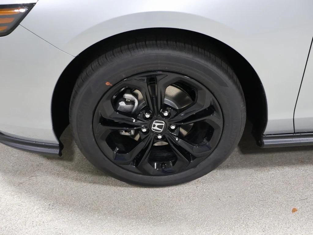 new 2025 Honda Accord car, priced at $30,999