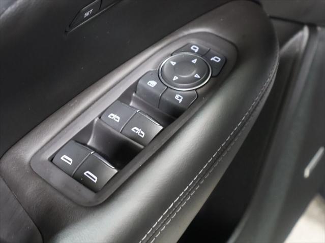 used 2021 Cadillac XT5 car, priced at $28,400