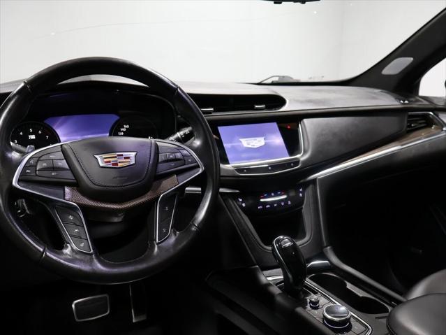 used 2021 Cadillac XT5 car, priced at $28,400