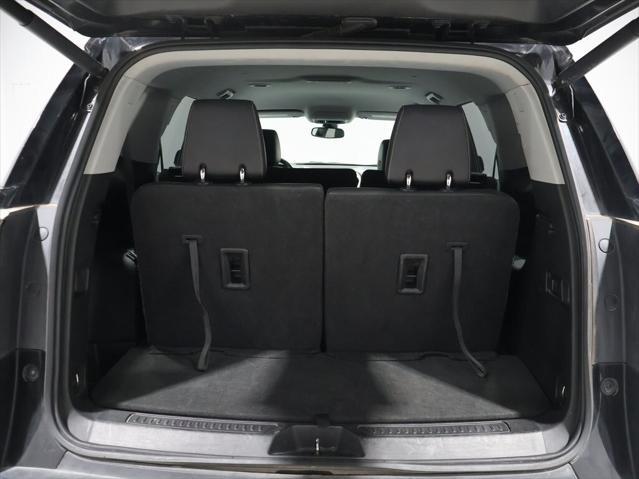 used 2023 GMC Acadia car, priced at $25,900