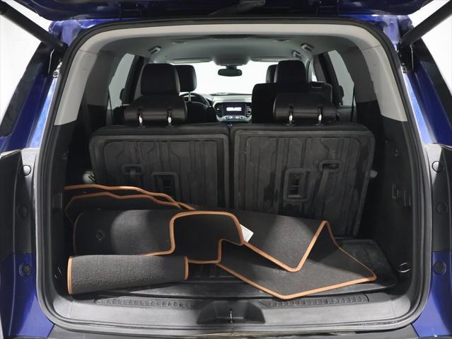 used 2023 GMC Acadia car, priced at $37,500