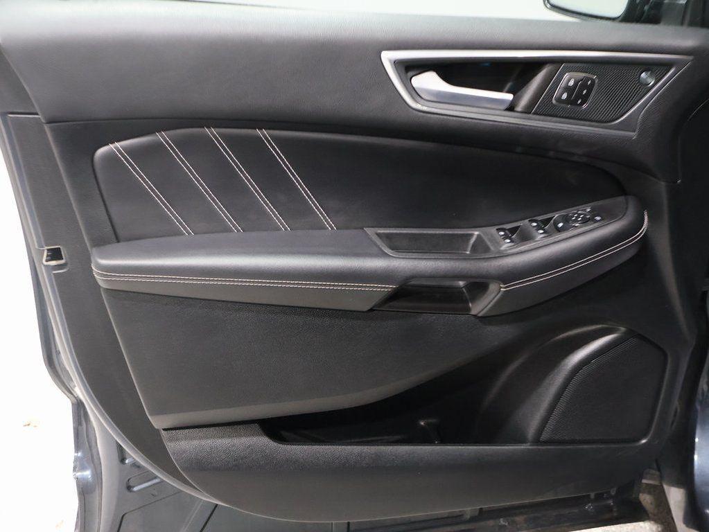 used 2024 Ford Edge car, priced at $28,500