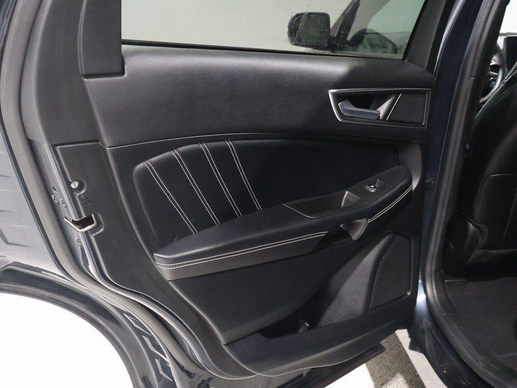 used 2024 Ford Edge car, priced at $28,500